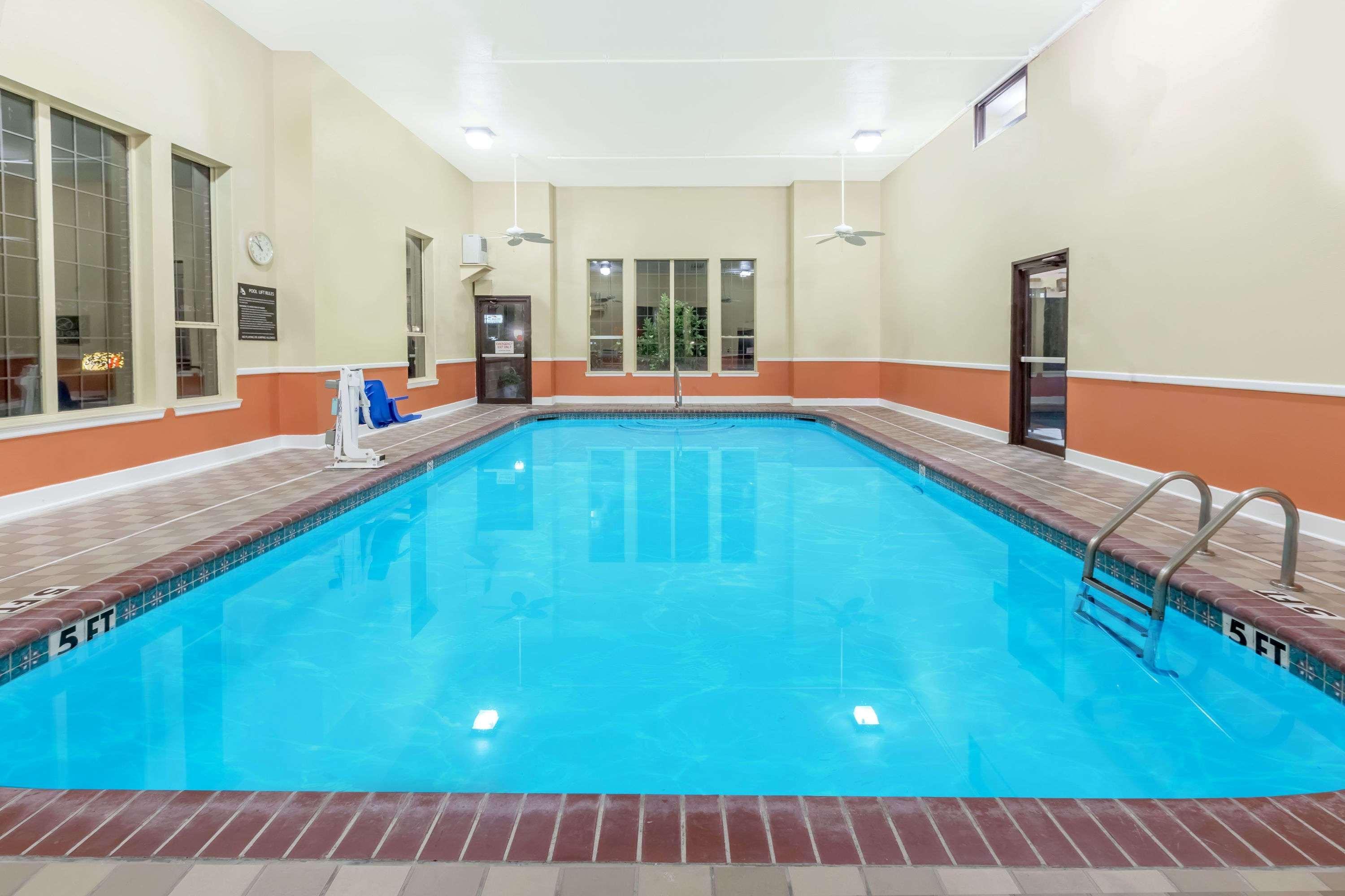 Super 8 By Wyndham Pine Bluff Hotel Kültér fotó
